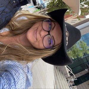 Meet your Posher, Sami